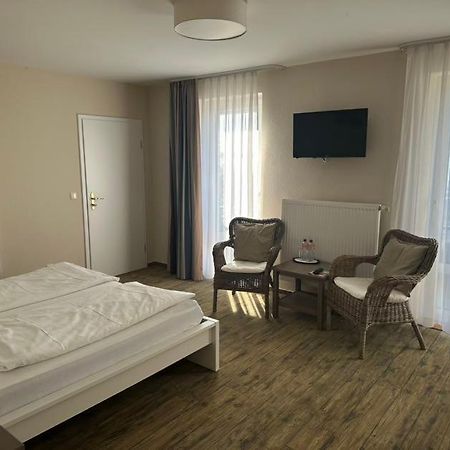 Hotel Admiral Scheer Laboe Exterior photo